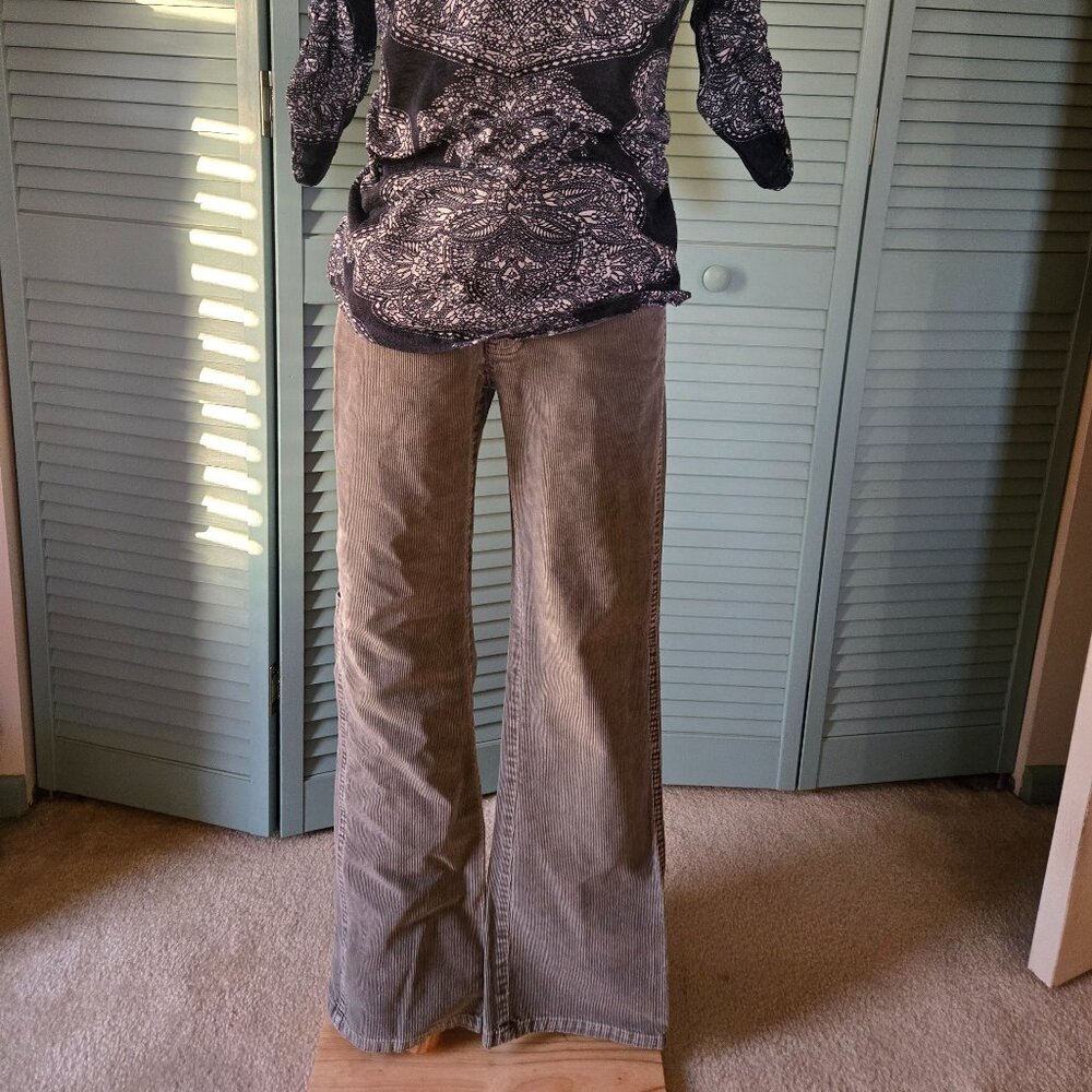 Vintage Old Navy Corduroy Boot cut pants, Olive green, size 1